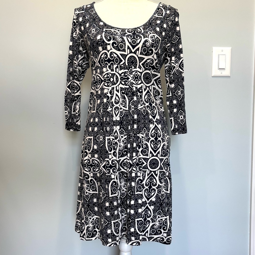 Joyous & Free Dress Geometric Design Blue White Beaded Boat Neck Empire Pleats S